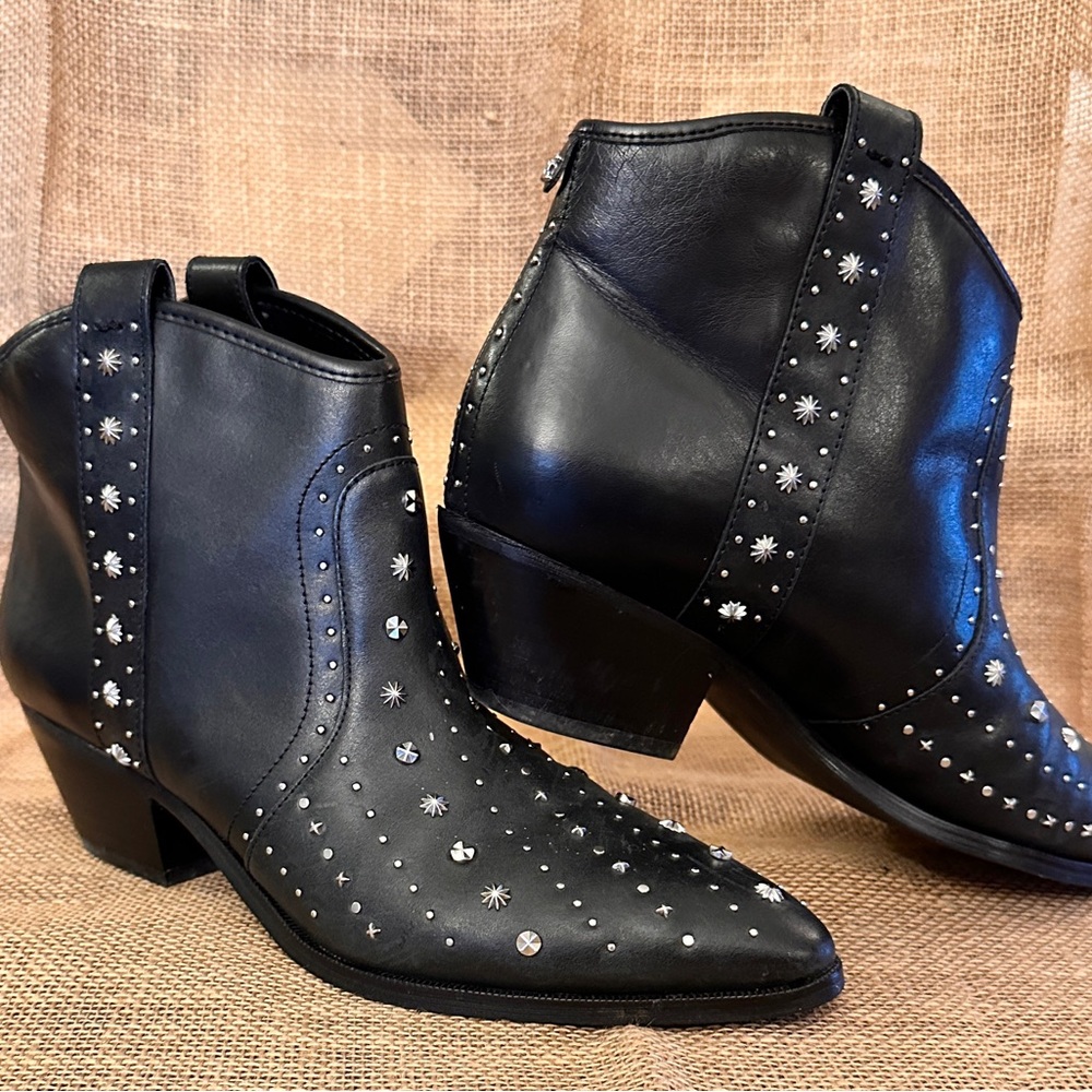 Sam Edelman Brian black boot, studded size 10 ￼